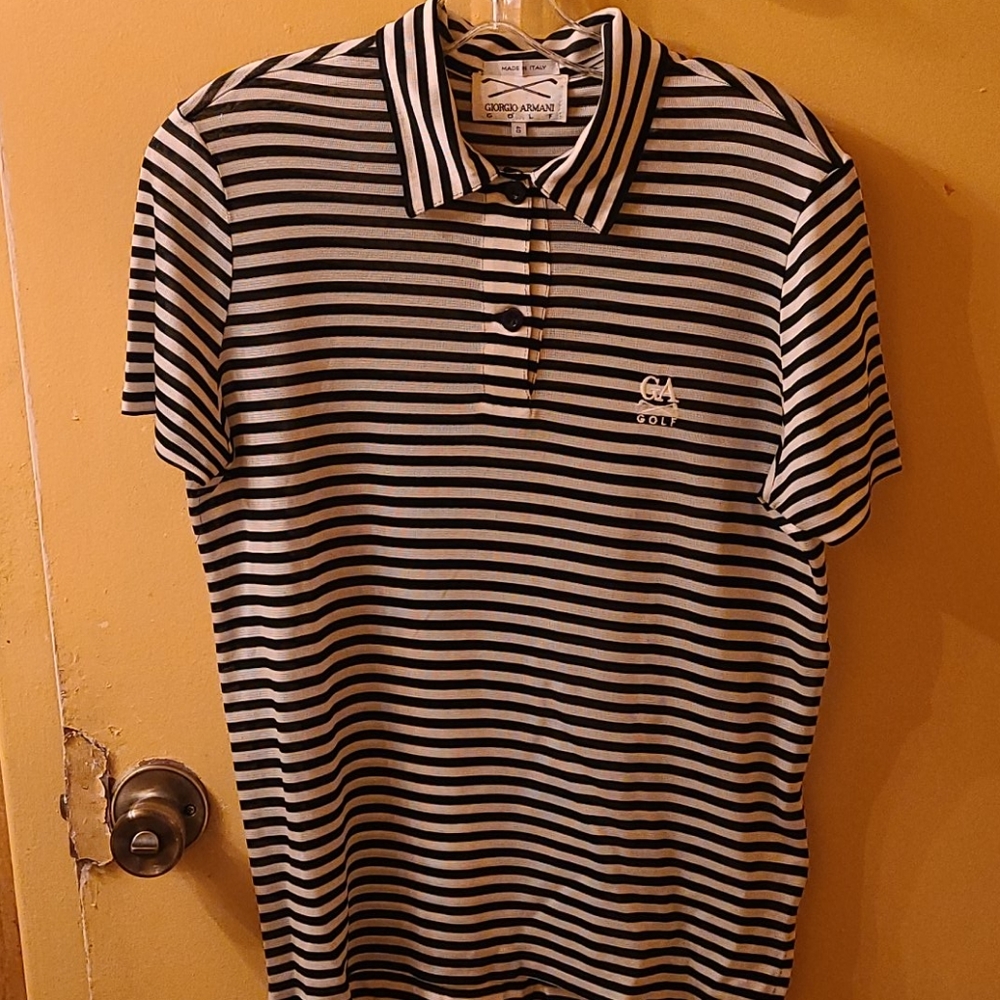 GIORGIO ARMANI GOLF SHIRT SIZE 40